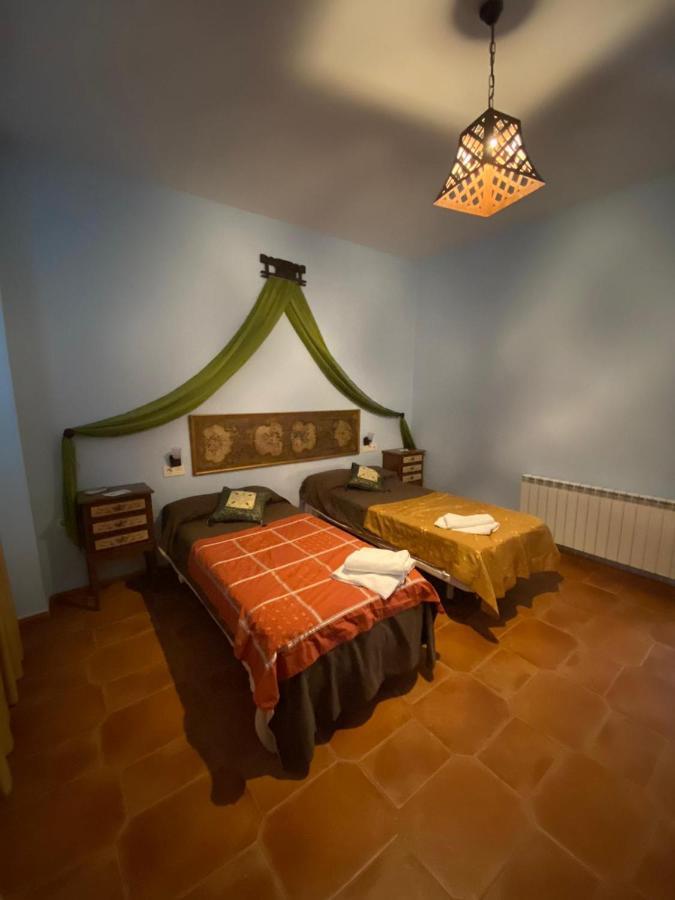 Rural La De Cigüeñas Hotel